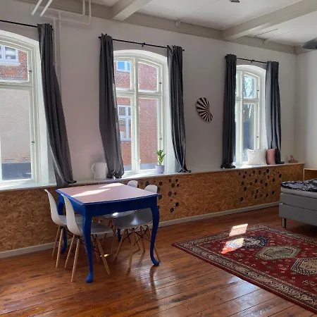 Gallery In The Heart Of 아파트