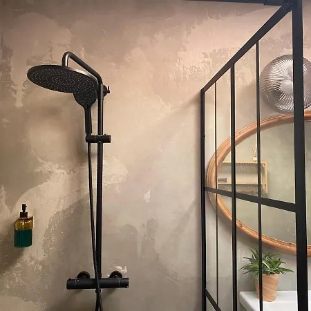 Gallery Studio In The Heart Of Apartment Hojer