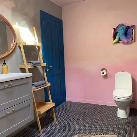 Gallery In The Heart Of 아파트 *