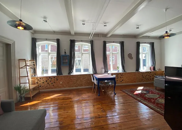 Gallery In The Heart Of * Hojer